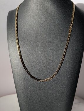 Avon Gold Chain Necklace Figaro Style Unisex